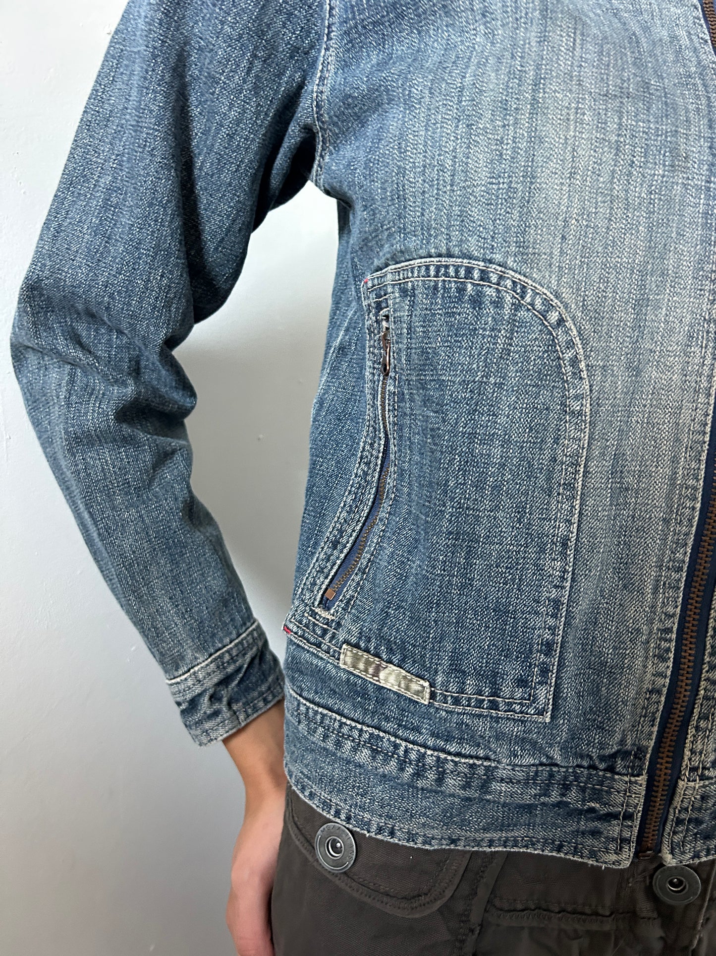 Denim Blue Jeep Zip Up Jacket - Size Medium