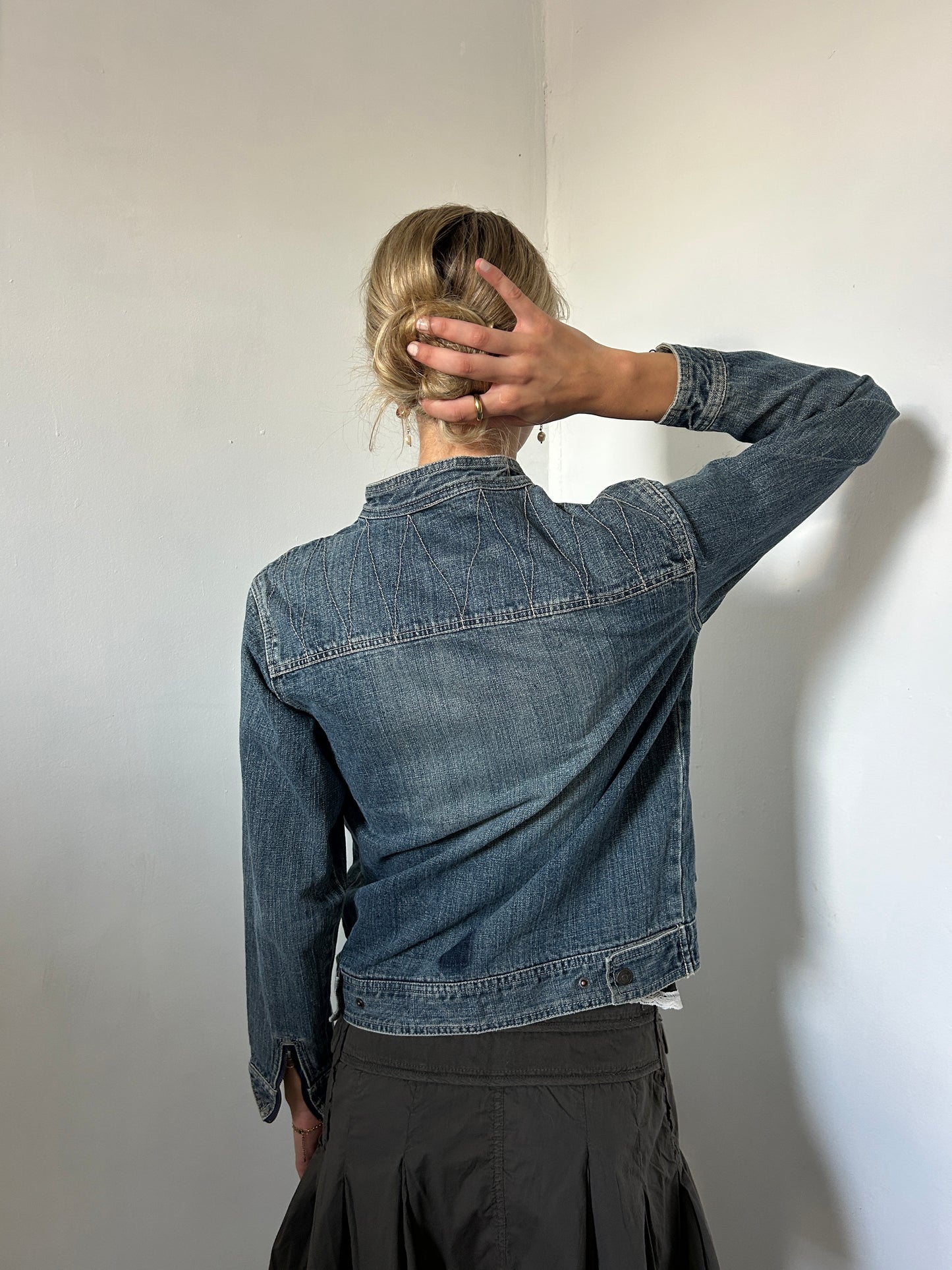 Denim Blue Jeep Zip Up Jacket - Size Medium