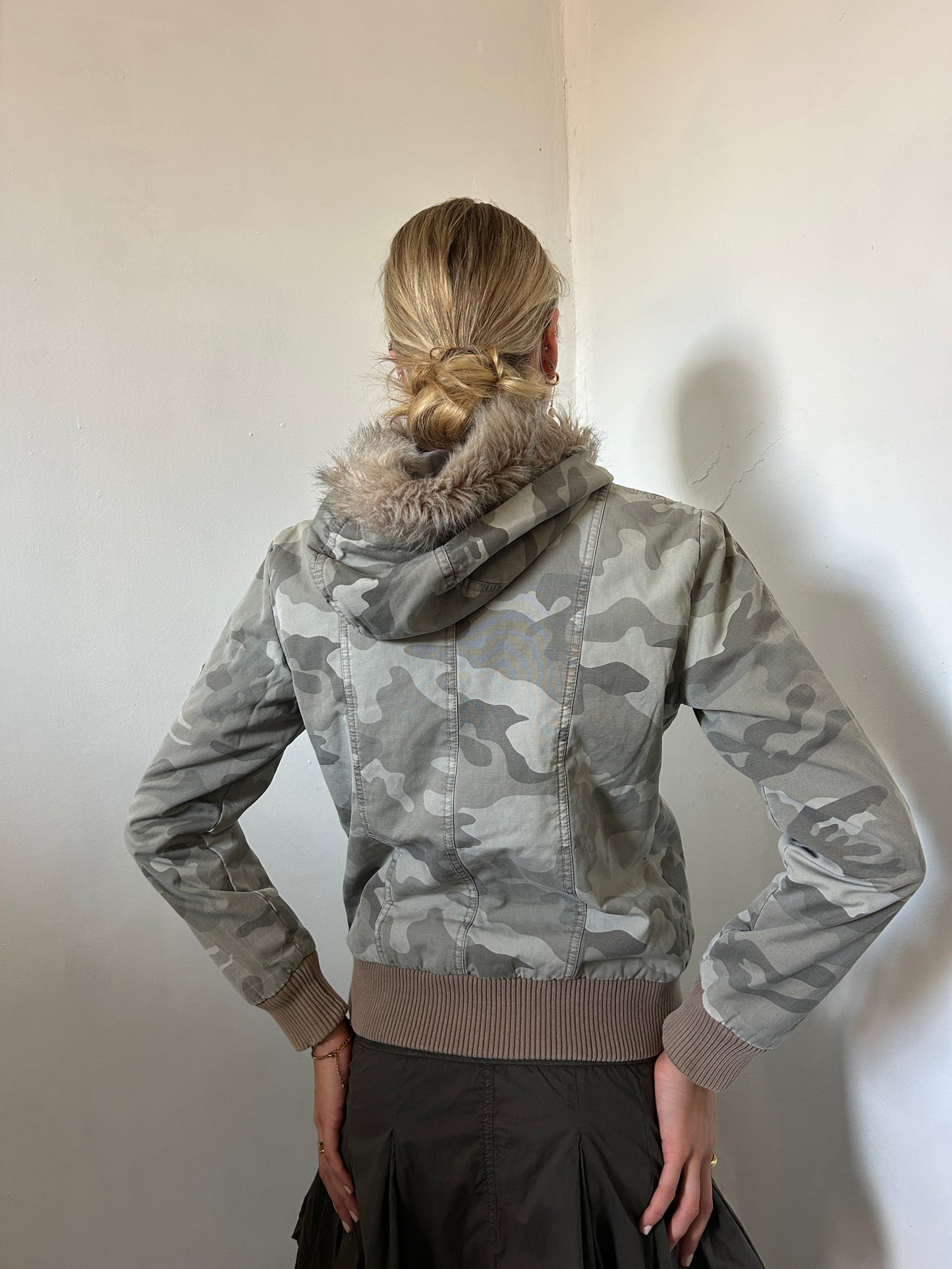 Camo Green Khaki Jacket w Faux Fur Hood - Size 10