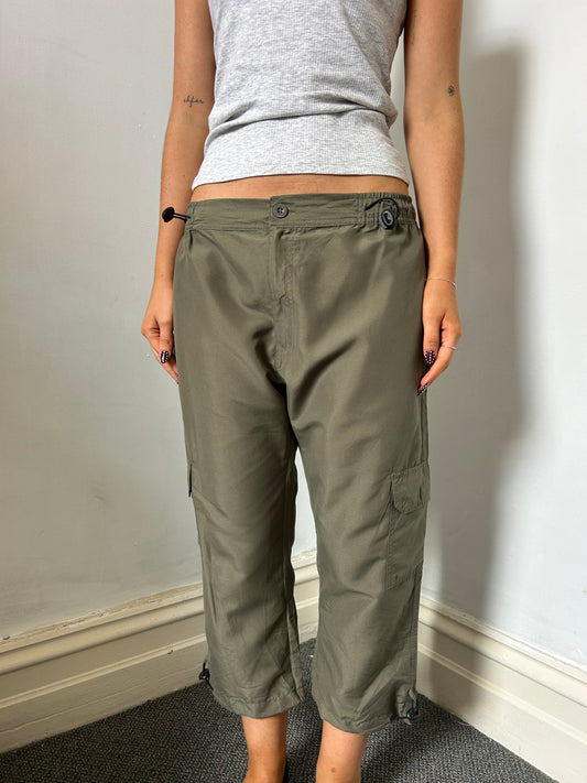 Khaki Green Capris w Drawstrings - Size Medium