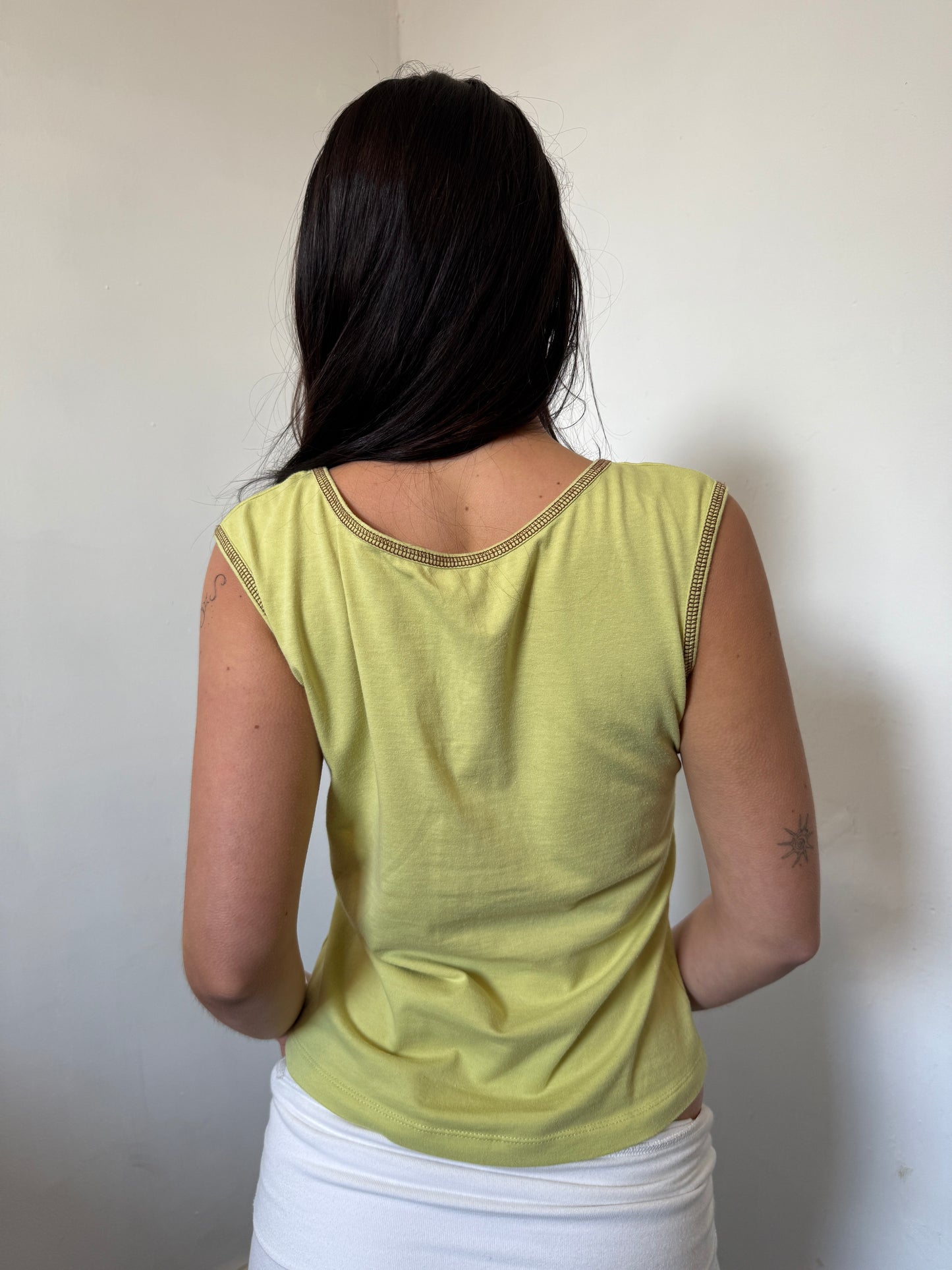 Yellow Green Brown Tie Graphic Top - Size Medium