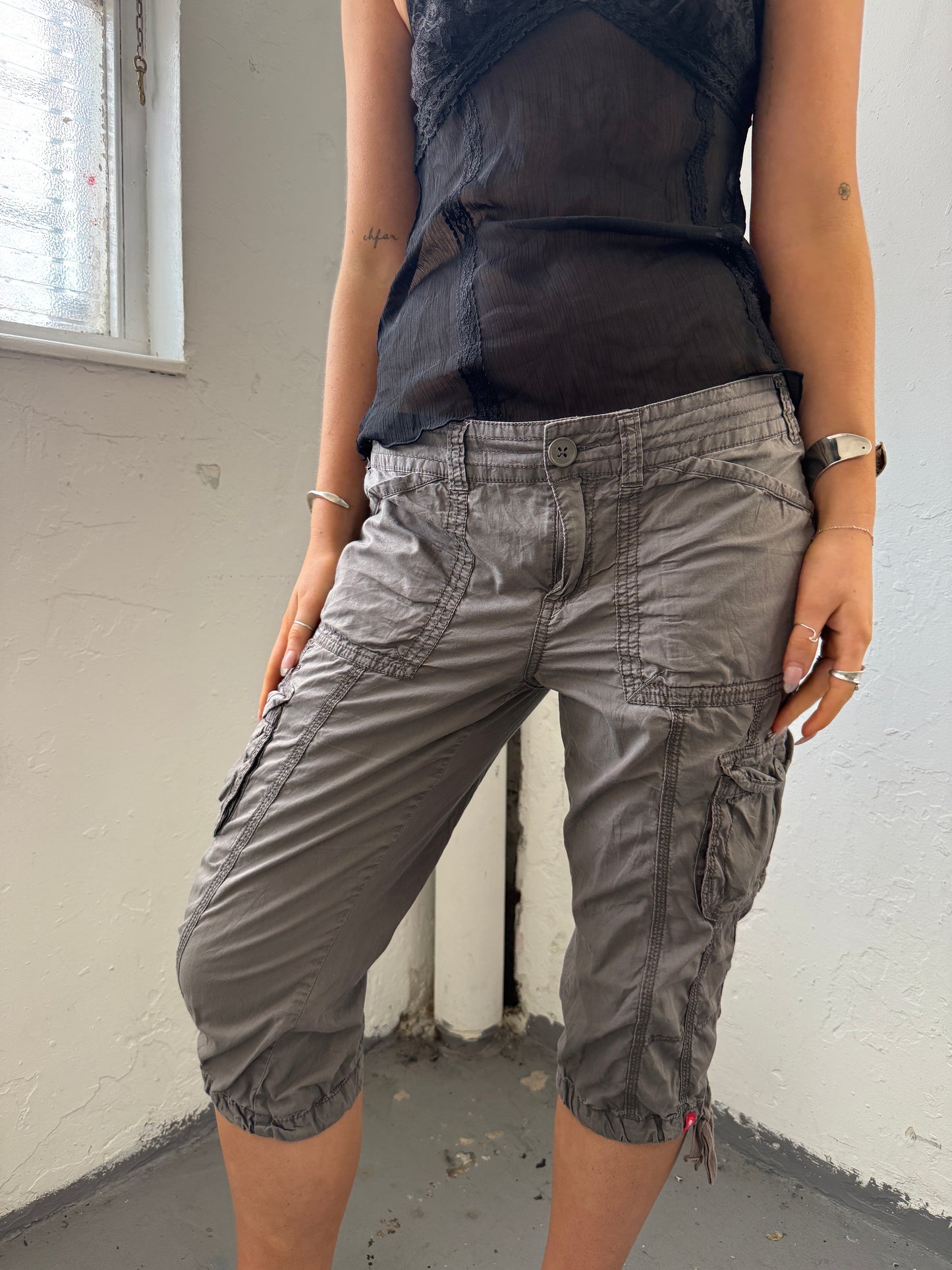 Brown EDC Esprit Cargo Capris - Size 10