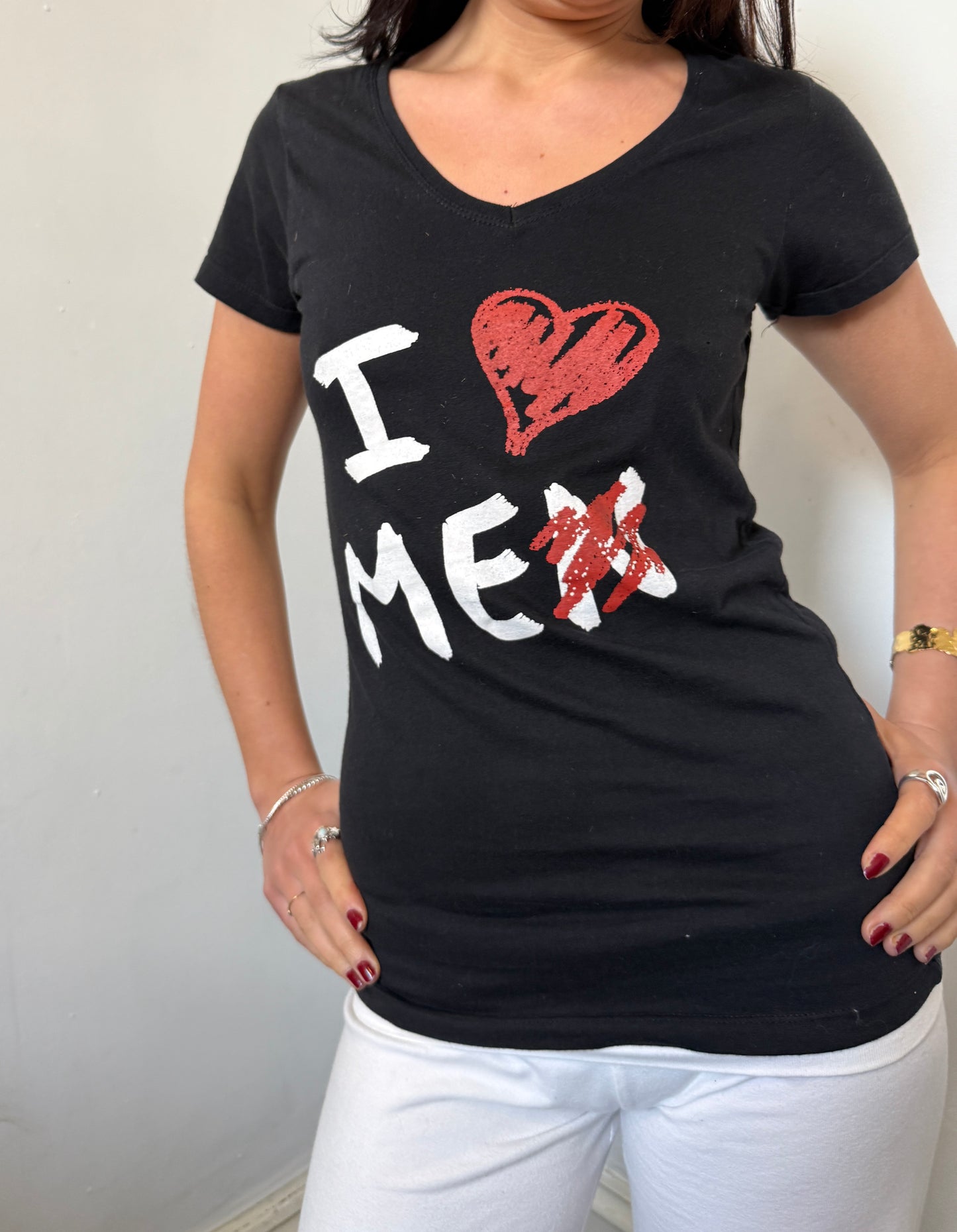 Black White Red Graphic Tee - Size Small