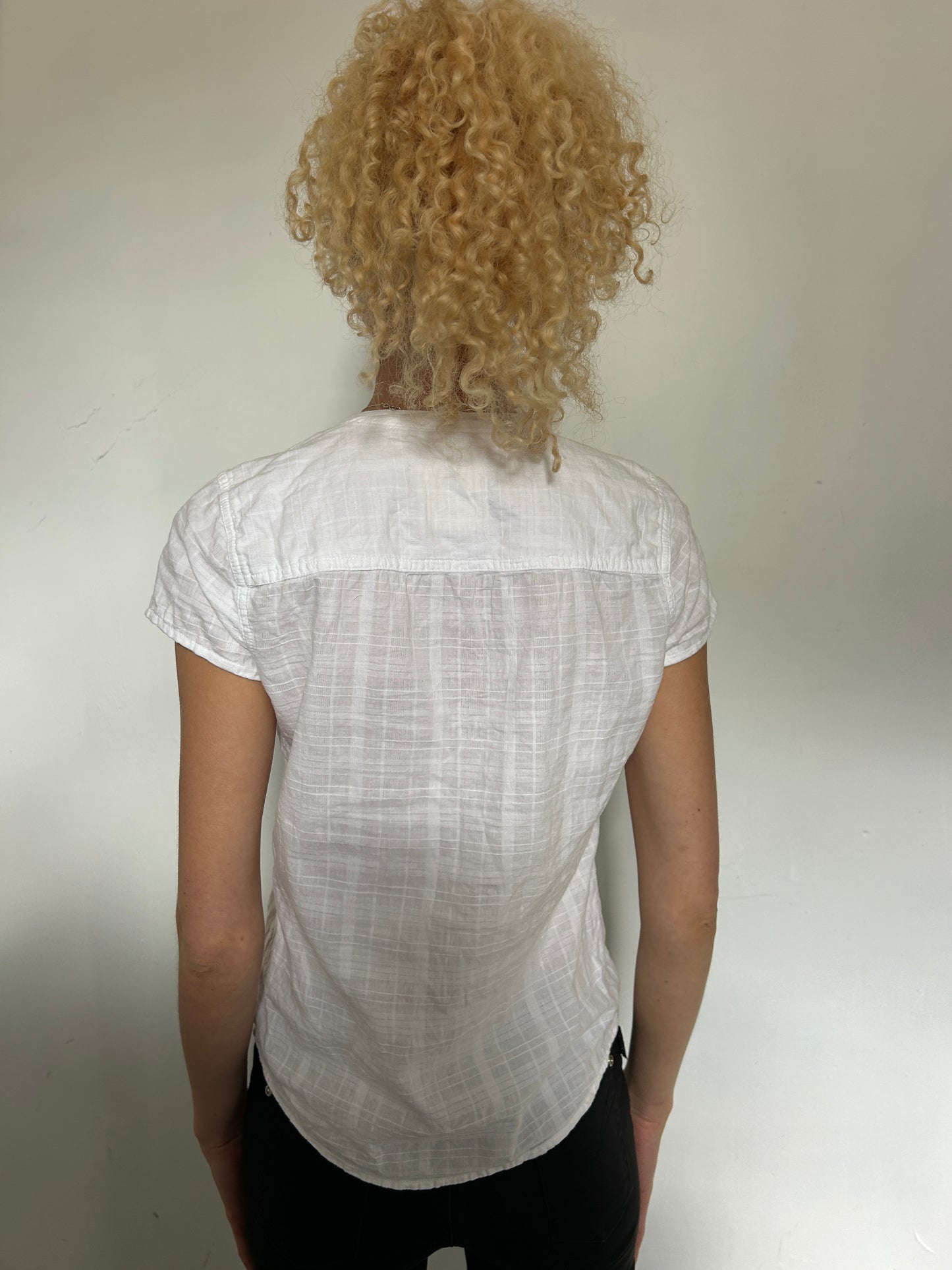 White Button Up Hollister Blouse - Size Extra-Small