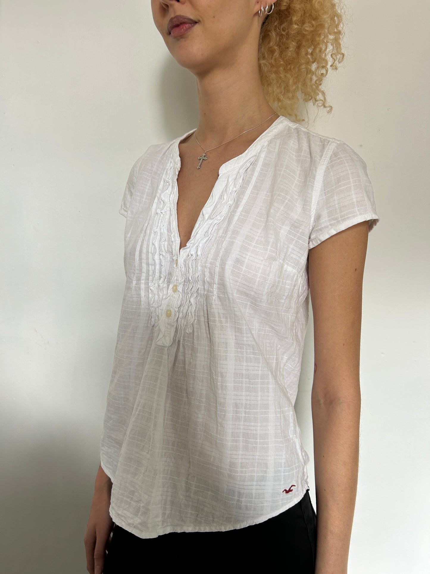 White Button Up Hollister Blouse - Size Extra-Small