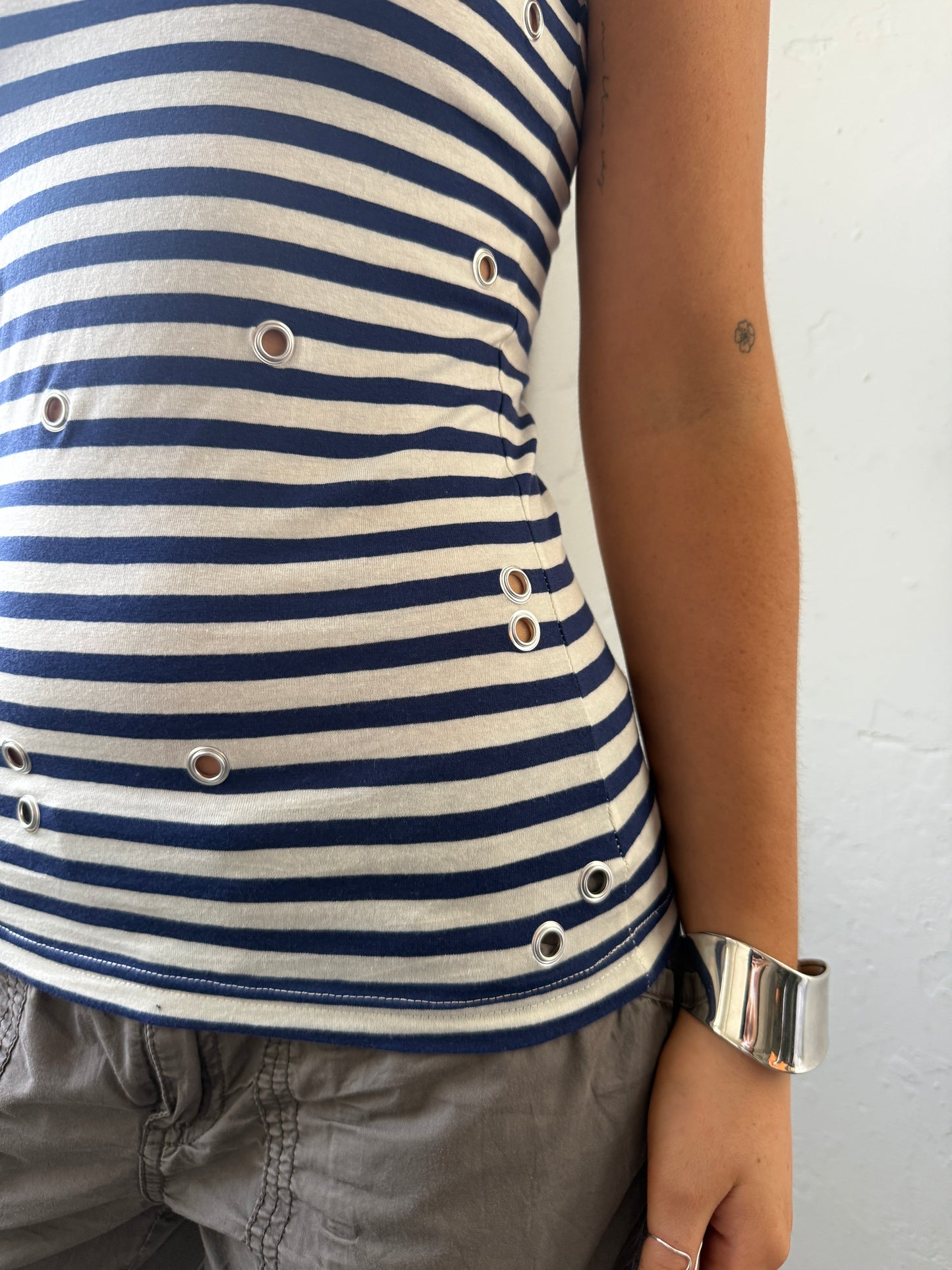 Blue White Striped Grommet Top - Size Small