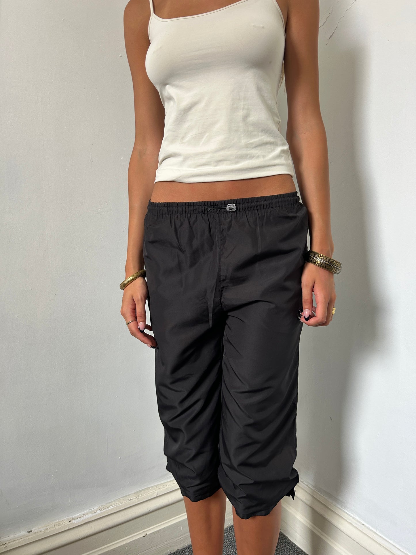 Black Capri Pants 3/4 Length - Size 8