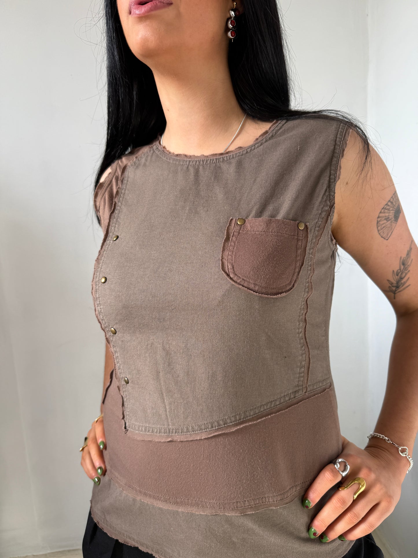 Brown Short Sleeve Top - Size Medium