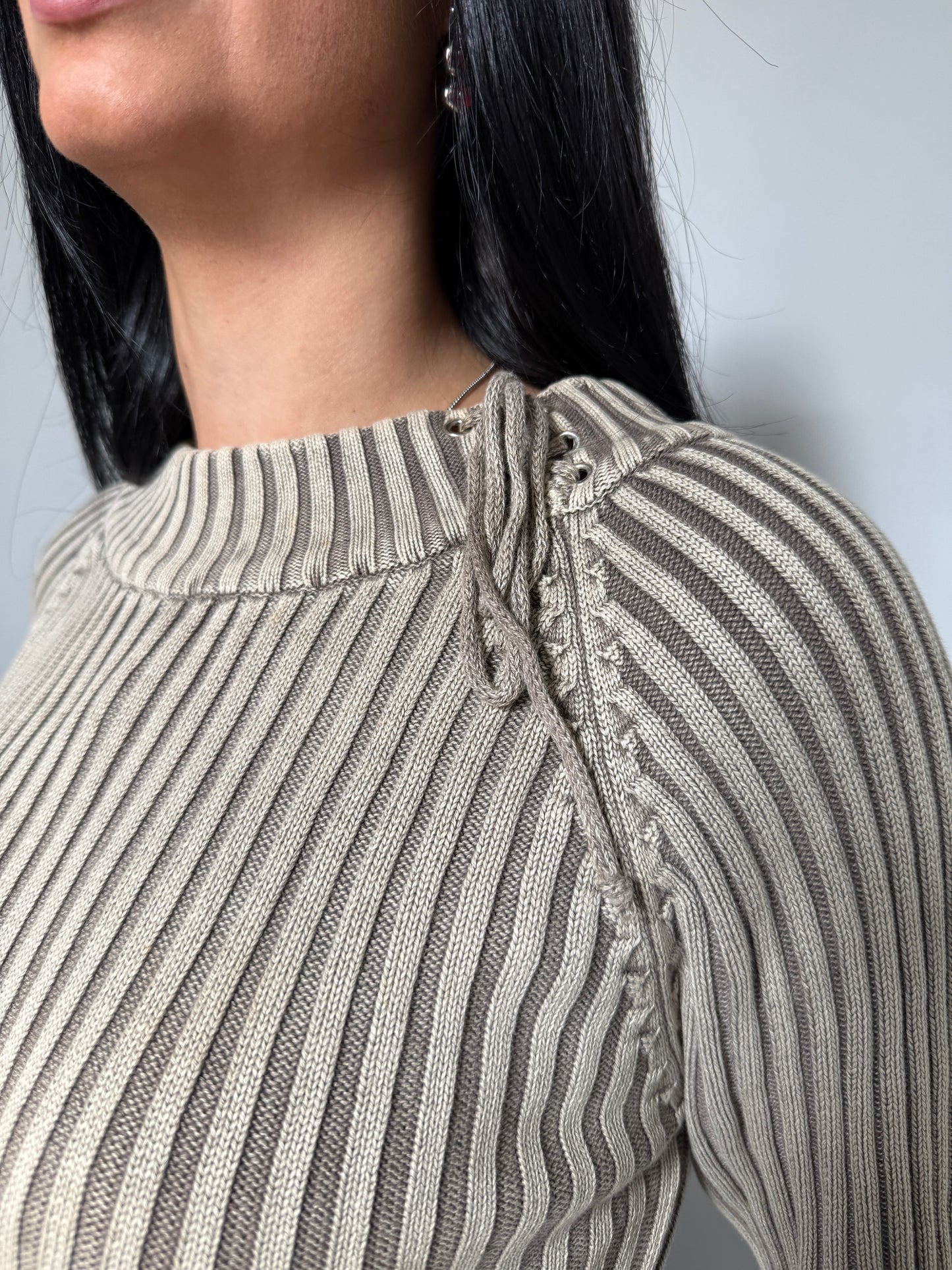 Beige Ribbed Knitted Jumper - Size Large