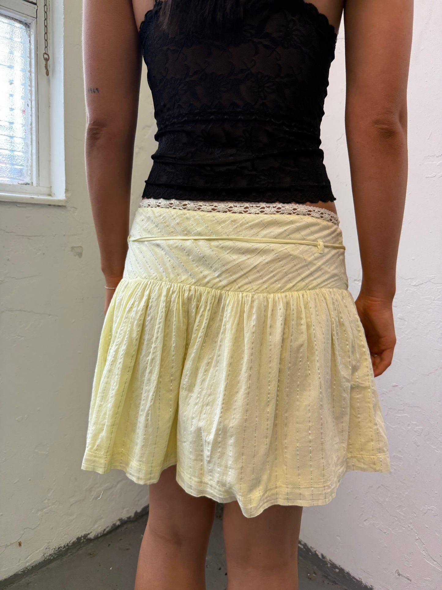 Pastel Yellow Roxy Mini Skirt - Size Small