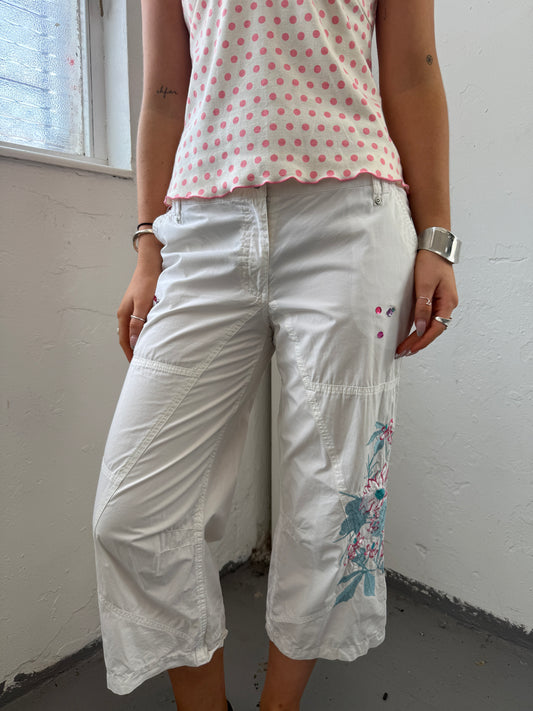 White Pink Blue Capris - Size 8-10