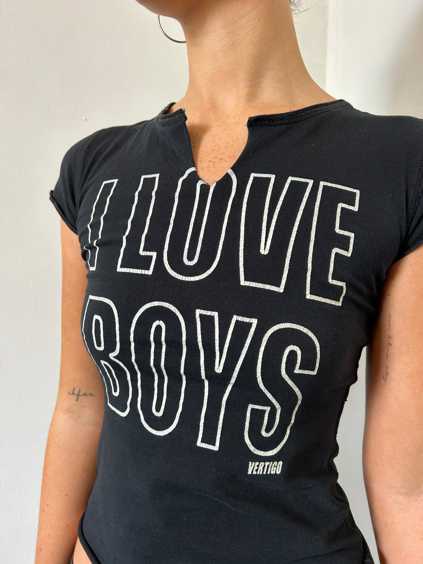 Black I Love Boys Graphic Baby Tee - Size Small