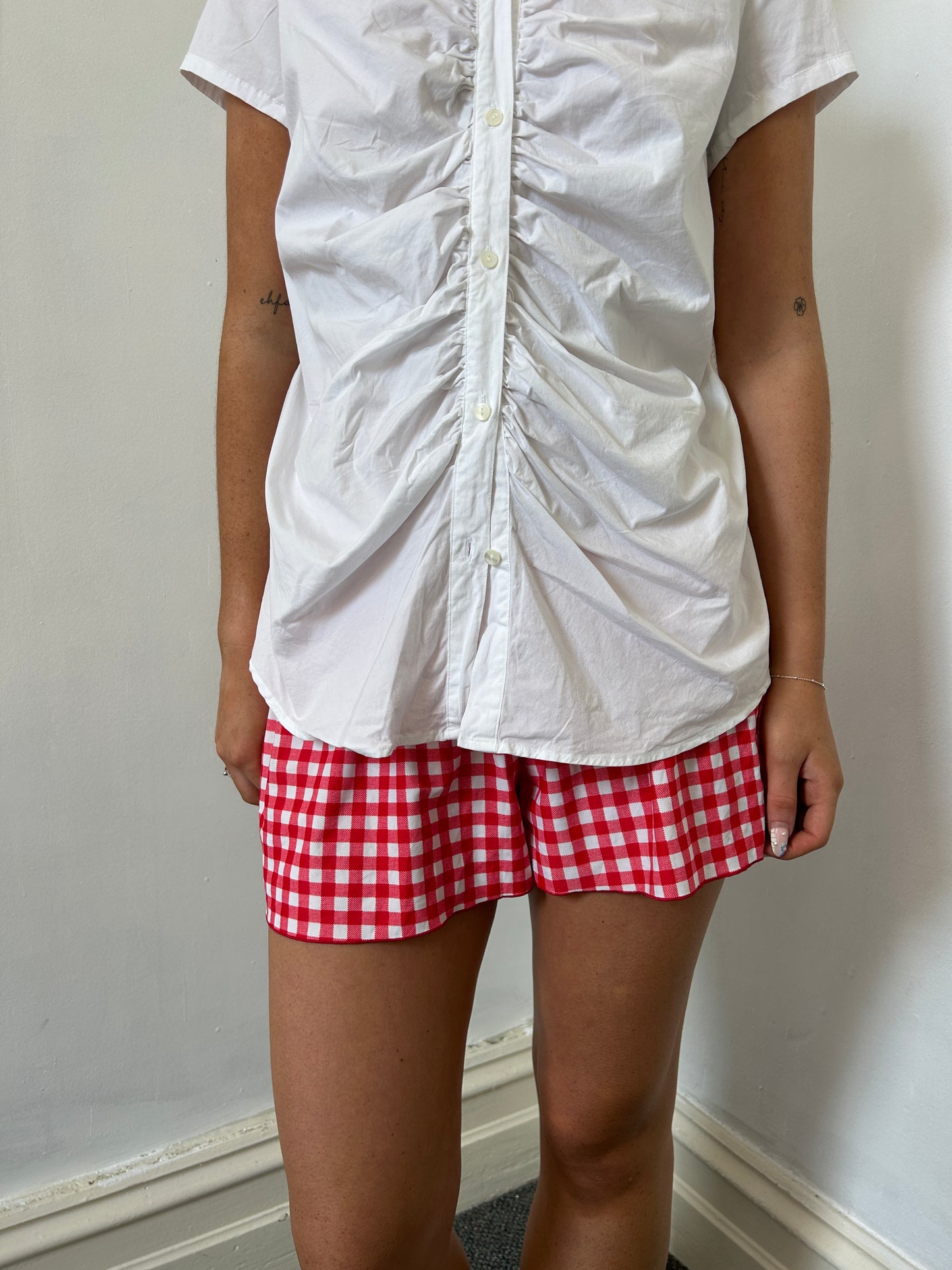 White Button Up Ruched Shirt - Size Large